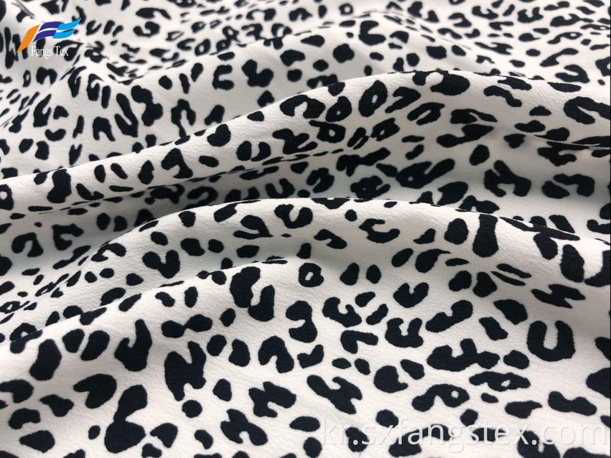 Recycled Stretch Leopard Print 100% Polyester Ladies Fabric 1